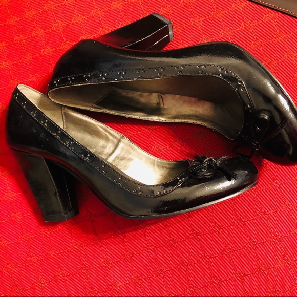 The Perfect Office Shoe - Picture 3 of 14